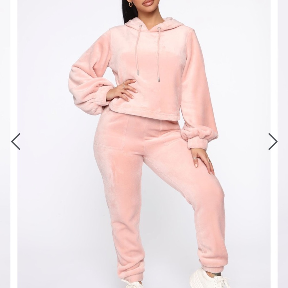 🌼NWT FASHION NOVA VELOUR OUTFIT!🥳🥳🥳